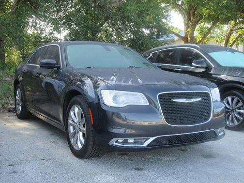 2016 Chrysler 300 S