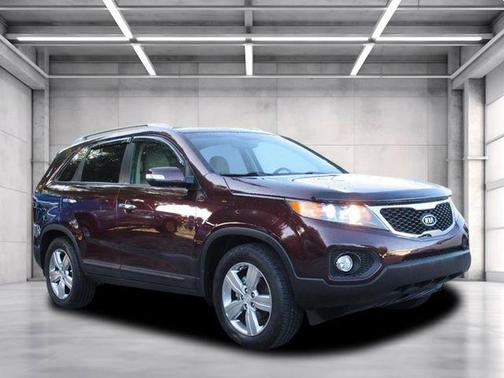 Dark Cherry 2013 Kia Sorento EX