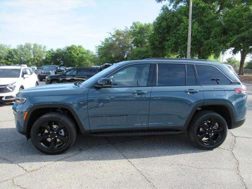 Steel 2026 Jeep Grand Cherokee Limited