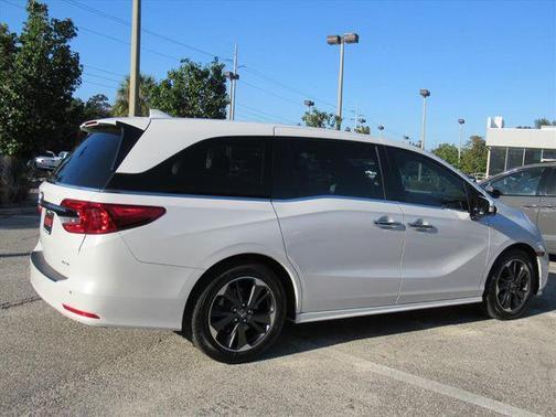 2021 Honda Odyssey Elite