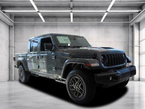Anvil Clearcoat 2026 Jeep Gladiator Sport S