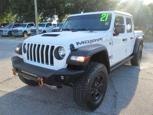 Bright White Clearcoat 2021 Jeep Gladiator Mojave 4x4