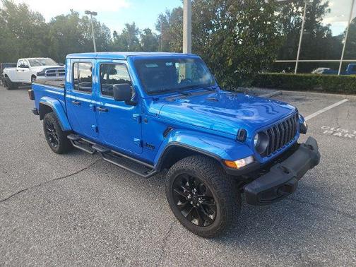 2025 Jeep Gladiator Nighthawk