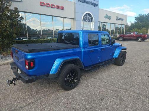 2025 Jeep Gladiator Nighthawk