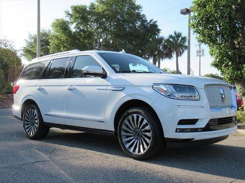 Pristine White 2021 Lincoln Navigator Reserve