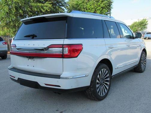 Pristine White 2021 Lincoln Navigator Reserve