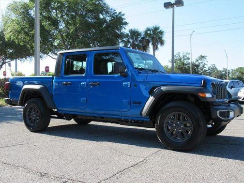 Hydro Blue Pearlcoat 2026 Jeep Gladiator Sport