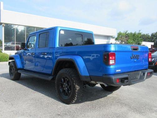 2025 Jeep Gladiator High Tide