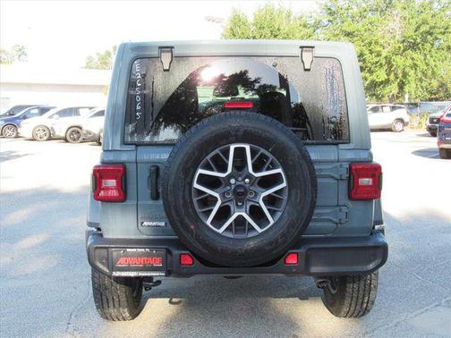 2026 Jeep Wrangler 4-Door Sahara 4x4