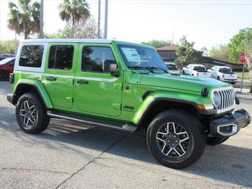 2026 Jeep Wrangler 4-Door Sahara 4x4