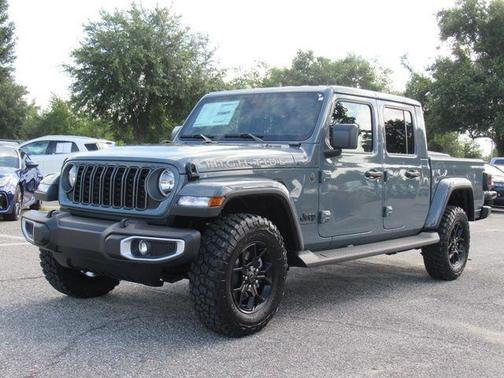 2025 Jeep Gladiator High Tide