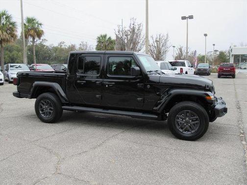 2026 Jeep Gladiator Sport S
