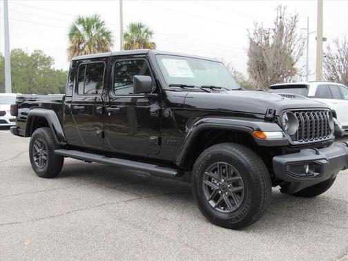 2026 Jeep Gladiator Sport S