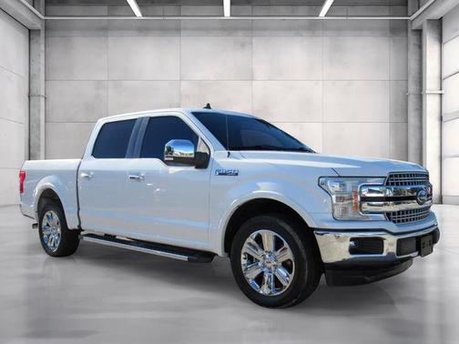 White Platinum Clearcoat Metallic 2019 Ford F-150 Lariat