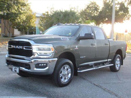 2020 RAM 3500 Big Horn Crew Cab 4x4 6'4' Box