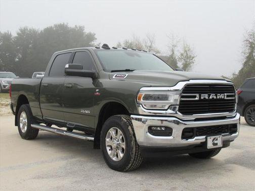 2020 RAM 3500 Big Horn Crew Cab 4x4 6'4' Box