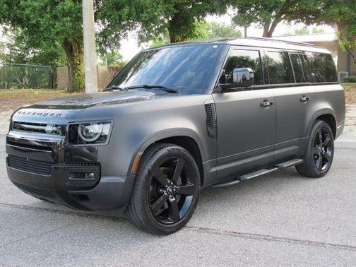 Santorini Black Metallic 2024 Land Rover Defender 130 P400 S
