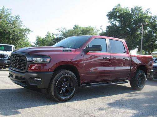 2025 RAM 1500 Warlock Crew Cab 4x4 5'7' Box
