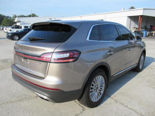 Iced Mocha 2020 Lincoln Nautilus Standard