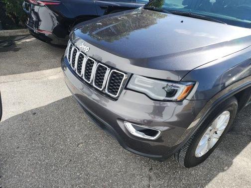 2021 Jeep Grand Cherokee Laredo