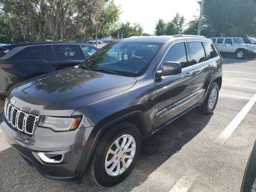 2021 Jeep Grand Cherokee Laredo