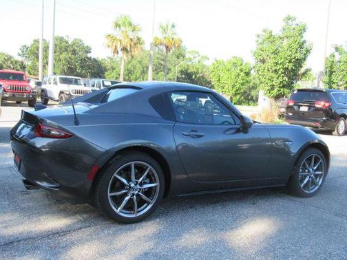 2022 Mazda MX-5 Miata RF Grand Touring
