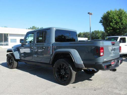 2025 Jeep Gladiator Nighthawk