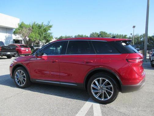 2023 Lincoln Corsair Standard