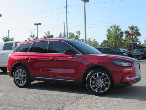 2023 Lincoln Corsair Standard