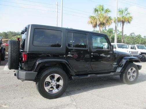 2017 Jeep Wrangler Unlimited Sahara