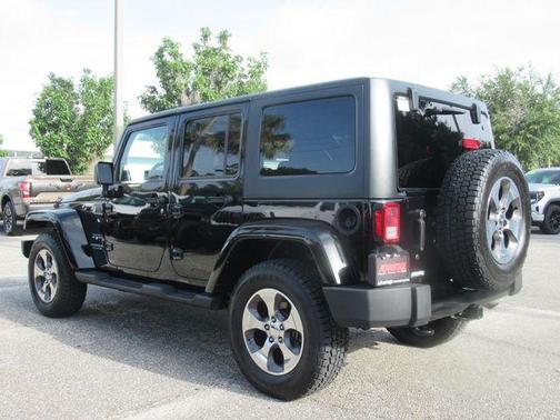 2017 Jeep Wrangler Unlimited Sahara