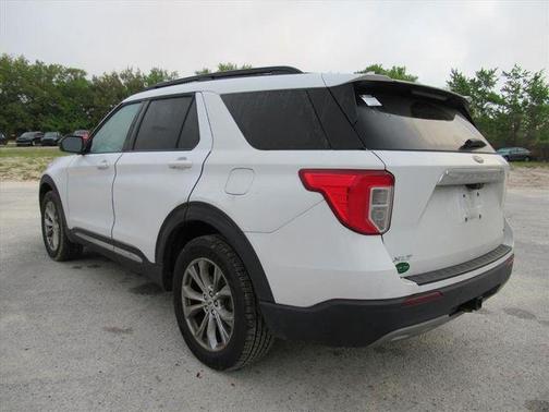 Oxford White 2020 Ford Explorer XLT