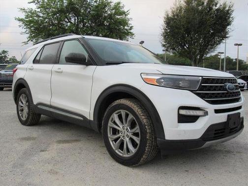 Oxford White 2020 Ford Explorer XLT