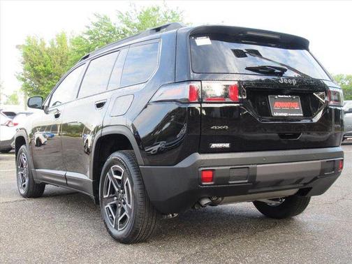 Diamond 2026 Jeep Cherokee Limited