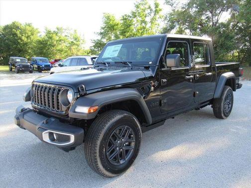 Black Clearcoat 2026 Jeep Gladiator Sport