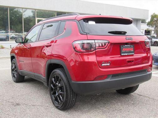 2026 Jeep Compass Latitude Altitude