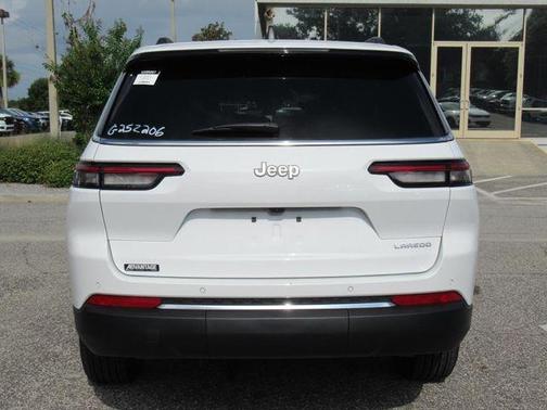 2025 Jeep Grand Cherokee L Laredo