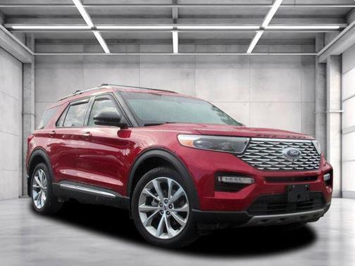 2023 Ford Explorer Platinum