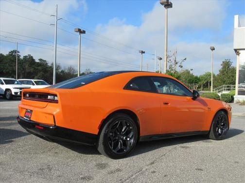 2025 Dodge Charger Daytona R/T