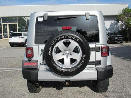 2011 Jeep Wrangler Unlimited Sahara