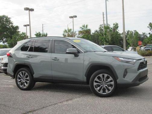 2022 Toyota RAV4 XLE Premium