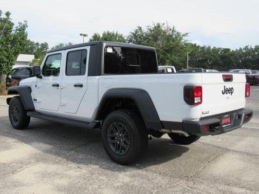 2025 Jeep Gladiator Sport S