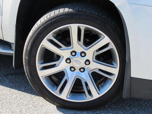 2015 Cadillac Escalade Luxury