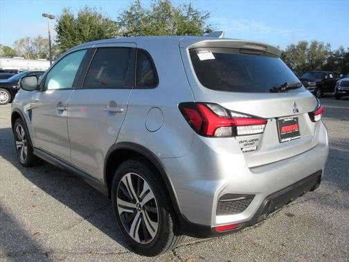 2022 Mitsubishi Outlander Sport SE