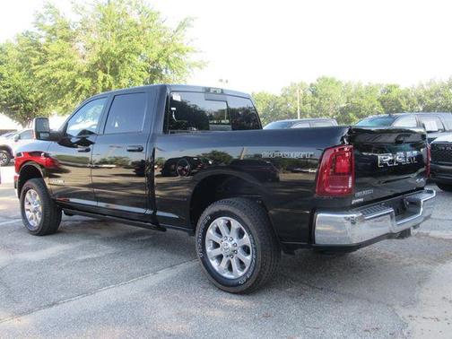 2025 RAM 2500 Laramie Crew Cab 4x4 6'4' Box