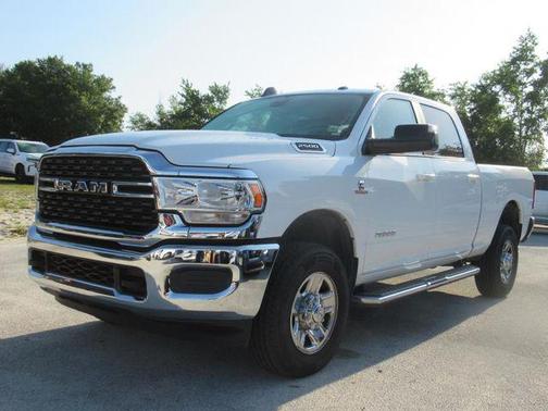 2022 RAM 2500 Big Horn Crew Cab 4x4 6'4' Box