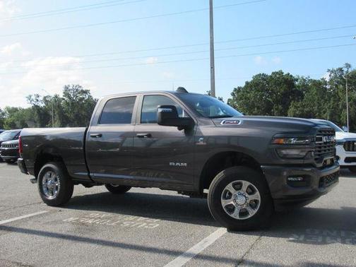 2025 RAM 2500 Big Horn Crew Cab 4x4 6'4' Box