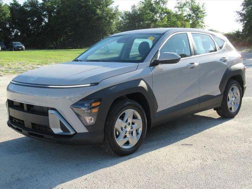 Cyber Gray Metallic 2026 Hyundai KONA SE