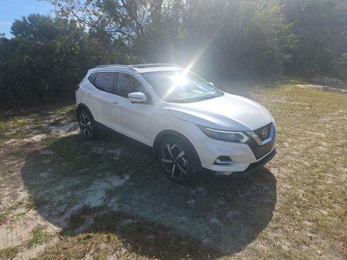 2021 Nissan Rogue Sport SL