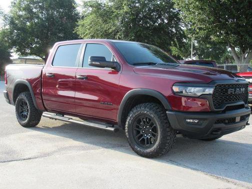 Delmonico Red Pearlcoat 2025 RAM 1500 Rebel